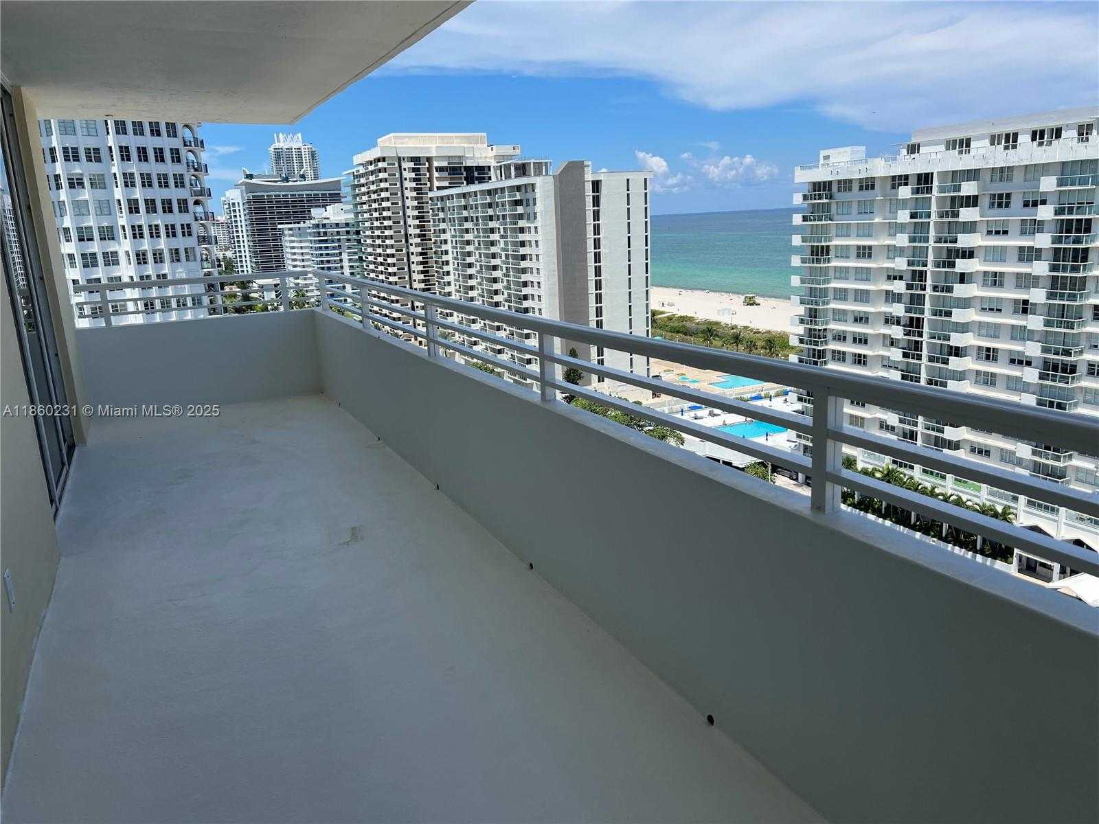 Small Image of 5600 COLLINS AVE #17T, Miami Beach Number 43