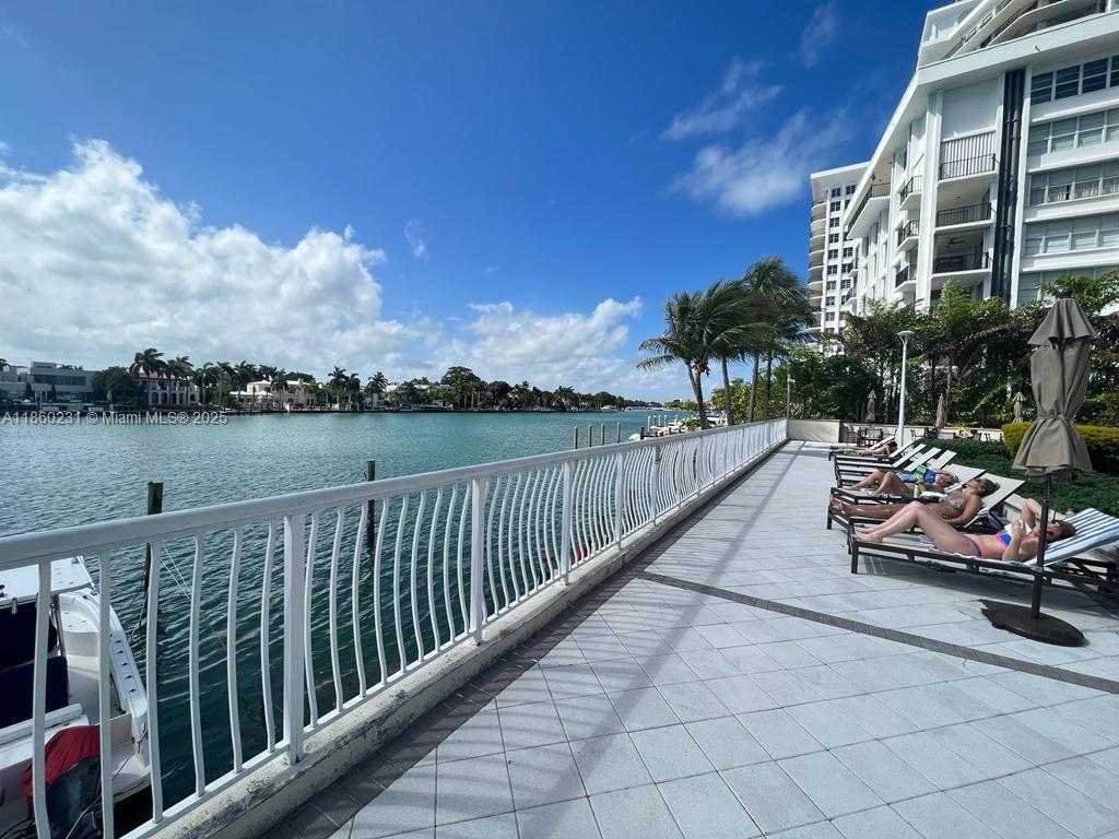 Small Image of 5600 COLLINS AVE #17T, Miami Beach Number 63