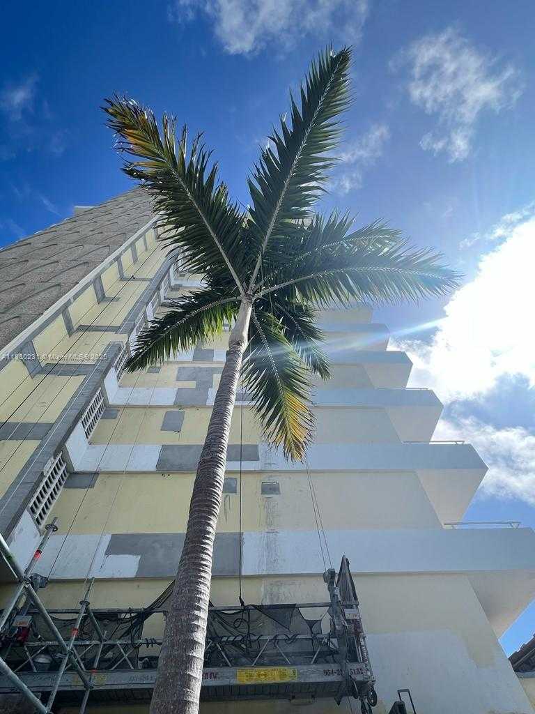 Small Image of 5600 COLLINS AVE #17T, Miami Beach Number 65