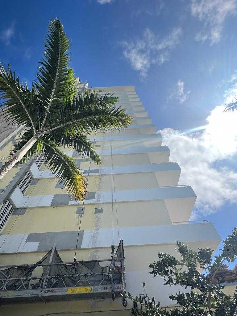 Small Image of 5600 COLLINS AVE #17T, Miami Beach Number 67