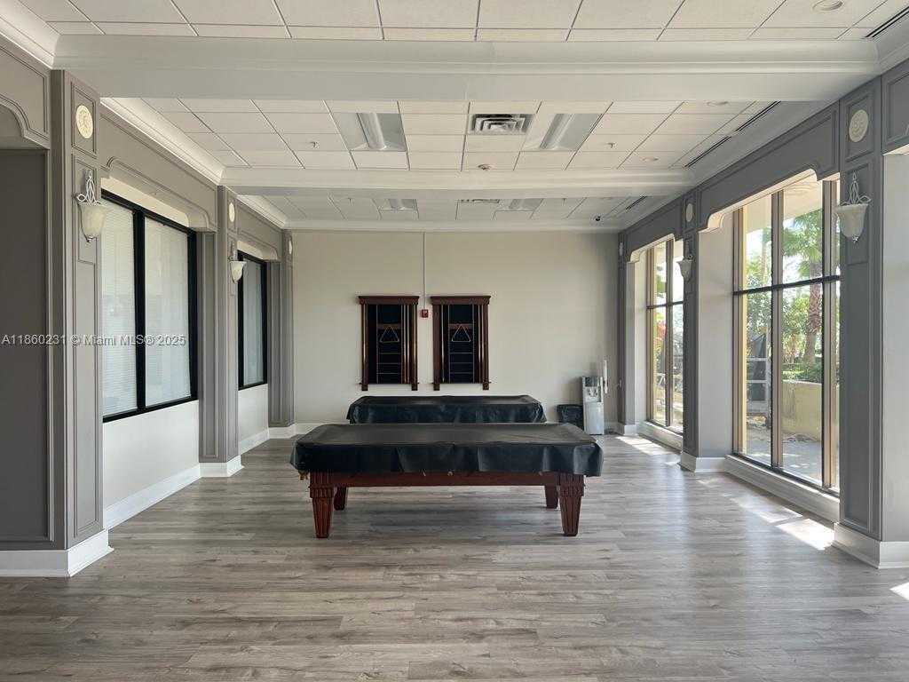 Small Image of 5600 COLLINS AVE #17T, Miami Beach Number 74