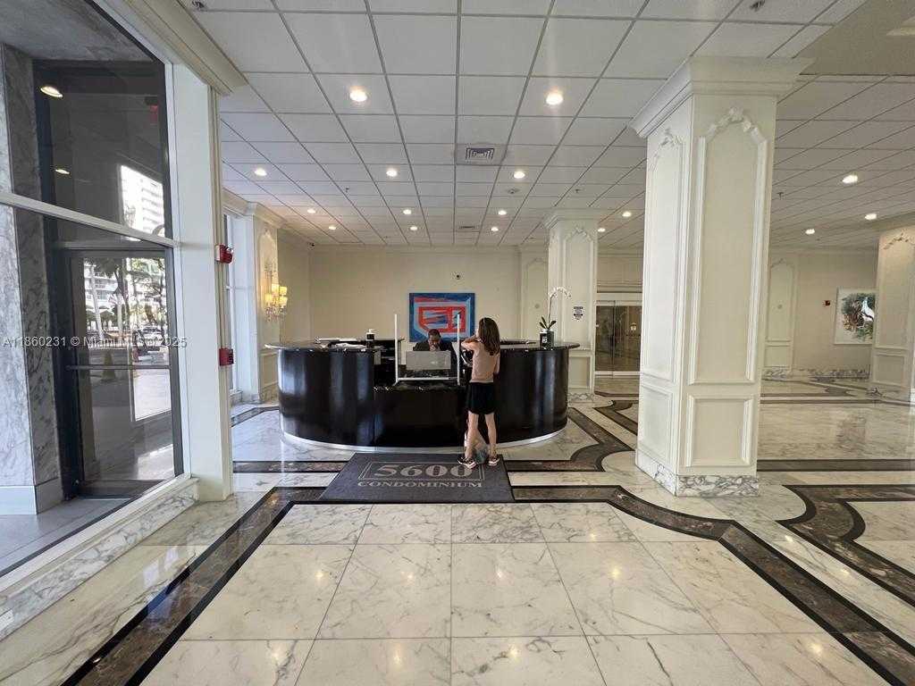 Small Image of 5600 COLLINS AVE #17T, Miami Beach Number 77
