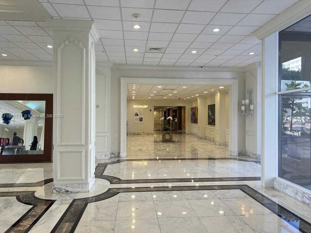 Small Image of 5600 COLLINS AVE #17T, Miami Beach Number 80