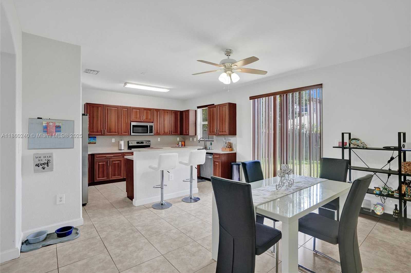 Small Image of 15385 SOUTH WEST 93RD LN, Miami Number 13