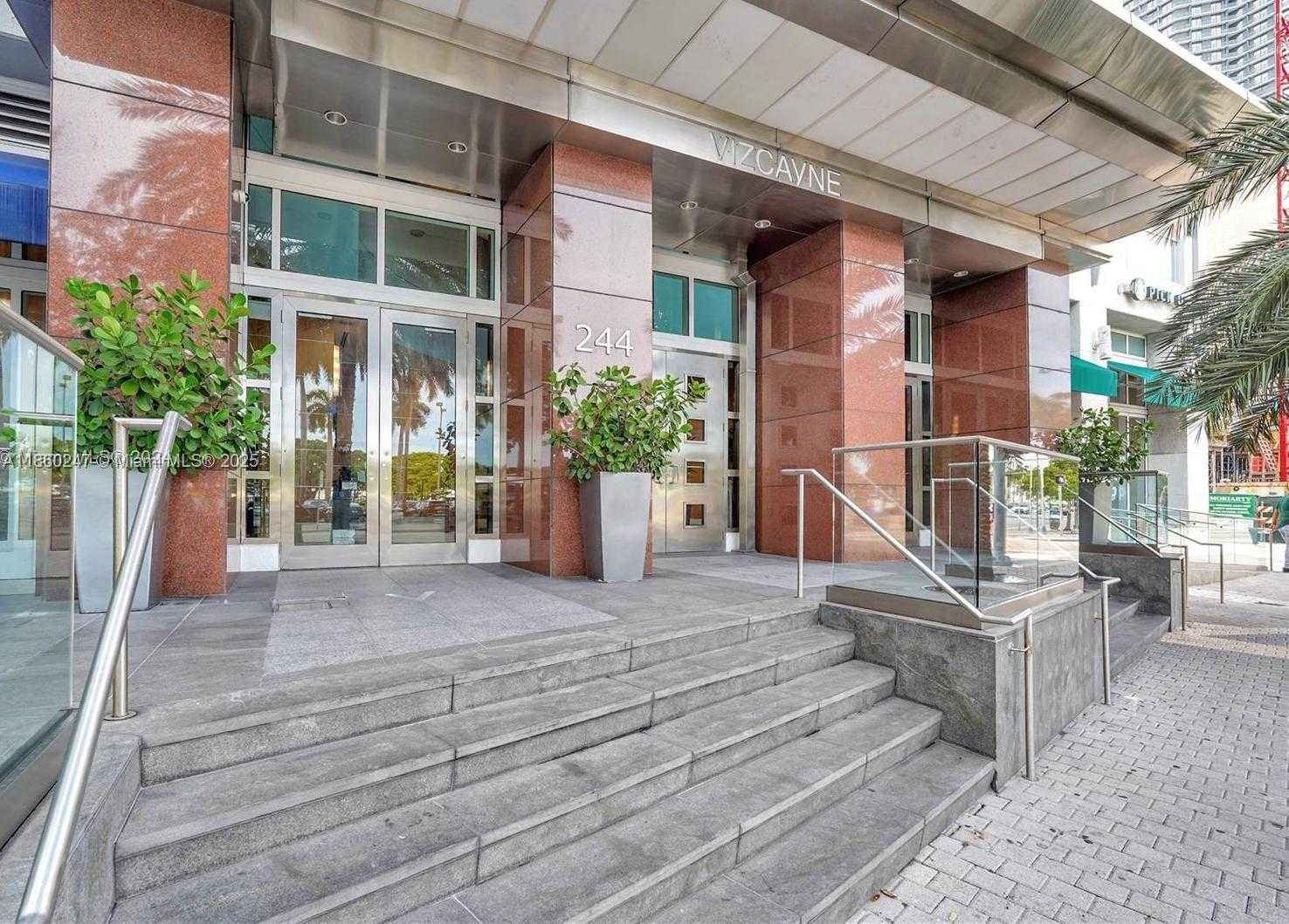 Small Image of 244 BISCAYNE BLVD #440, Miami Number 10