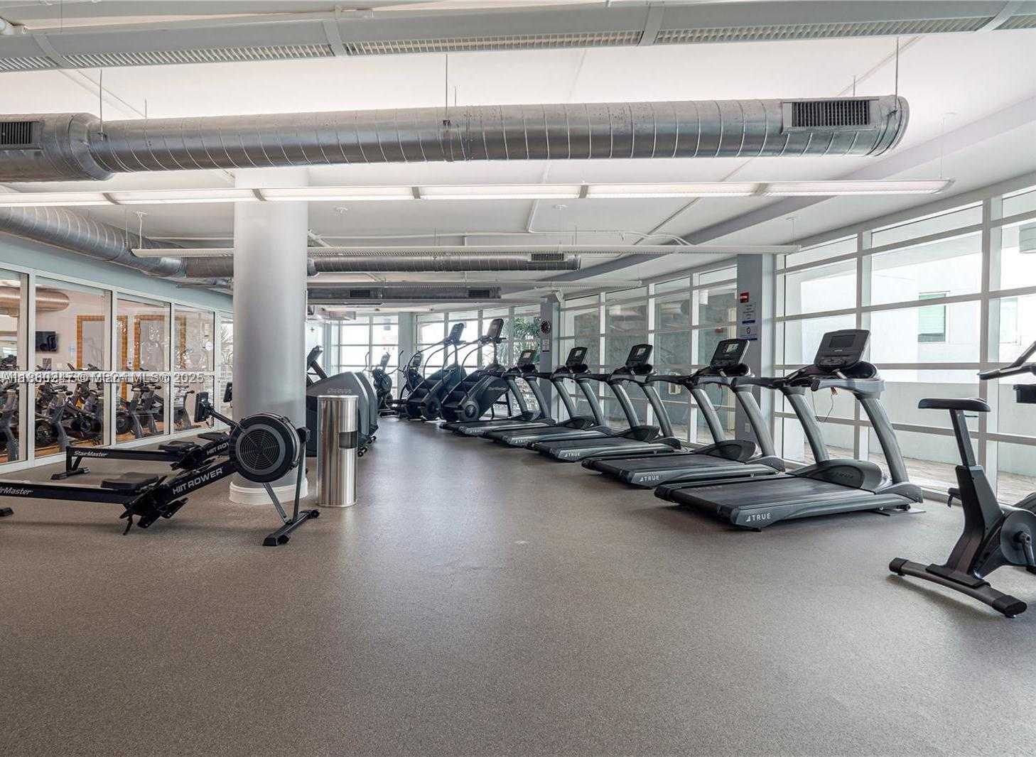 Small Image of 244 BISCAYNE BLVD #440, Miami Number 14