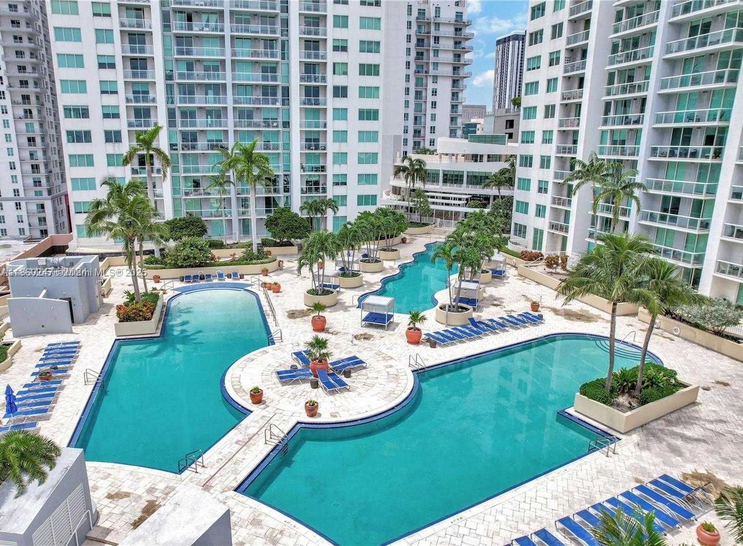 Small Image of 244 BISCAYNE BLVD #440, Miami Number 4