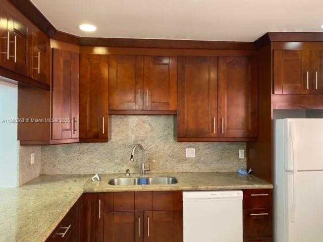 Small Image of 215 SOUTH EAST 3RD AVE #305A, Hallandale Beach Number 5