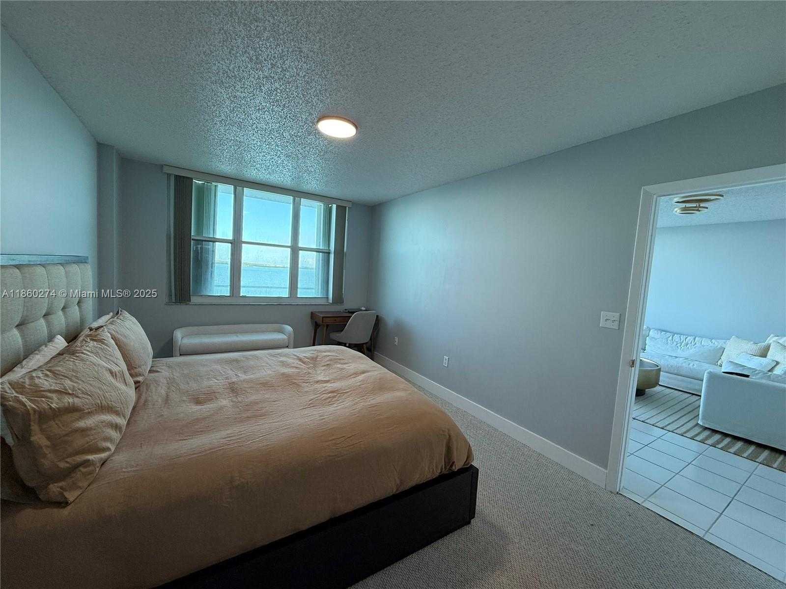 Small Image of 800 CLAUGHTON ISLAND DR #703, Miami Number 9