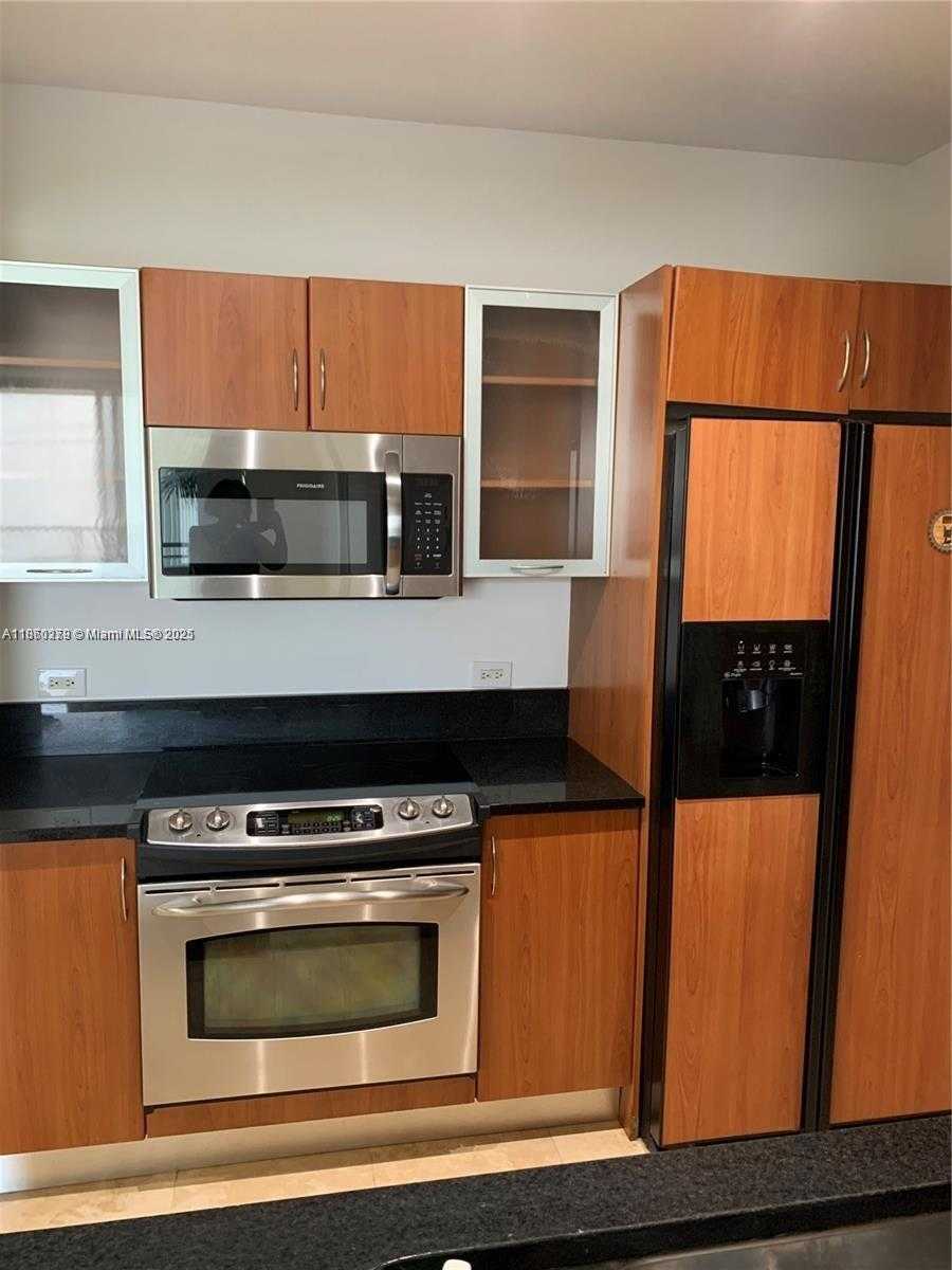 Small Image of 18800 NORTH EAST 29TH AVE #316, Aventura Number 8