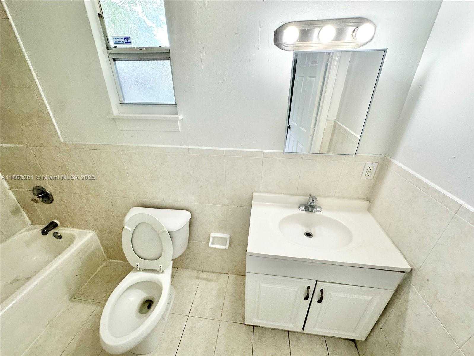 Small Image of 7156 NORTH WEST 15TH COURT, Miami Number 17