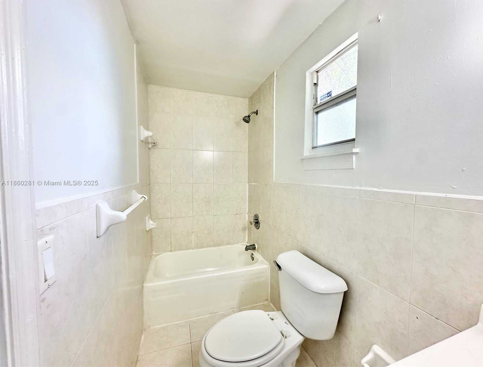 Small Image of 7156 NORTH WEST 15TH COURT, Miami Number 18