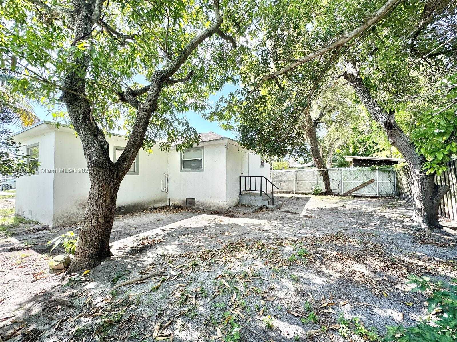 Small Image of 7156 NORTH WEST 15TH COURT, Miami Number 24