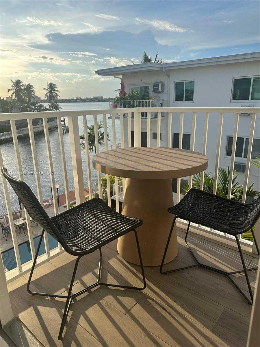 Small Image of 10250 WEST BAY HARBOR DR #4B, Bay Harbor Islands Number 16