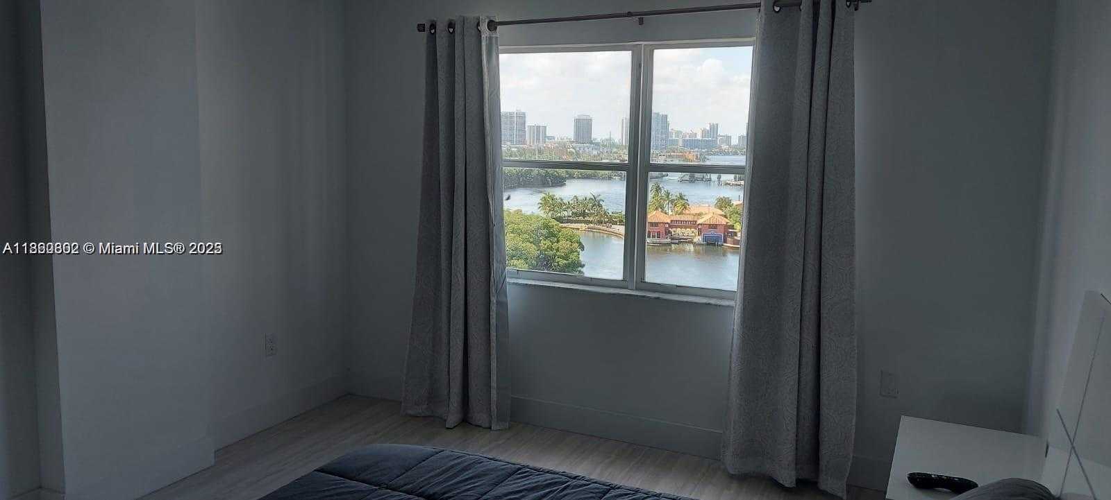 Small Image of 400 KINGS POINT DR #1111, Sunny Isles Beach Number 18