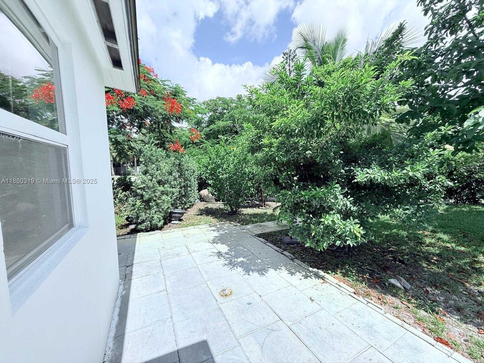 Small Image of 600 NORTH EAST 44TH ST #B, Deerfield Beach Number 10