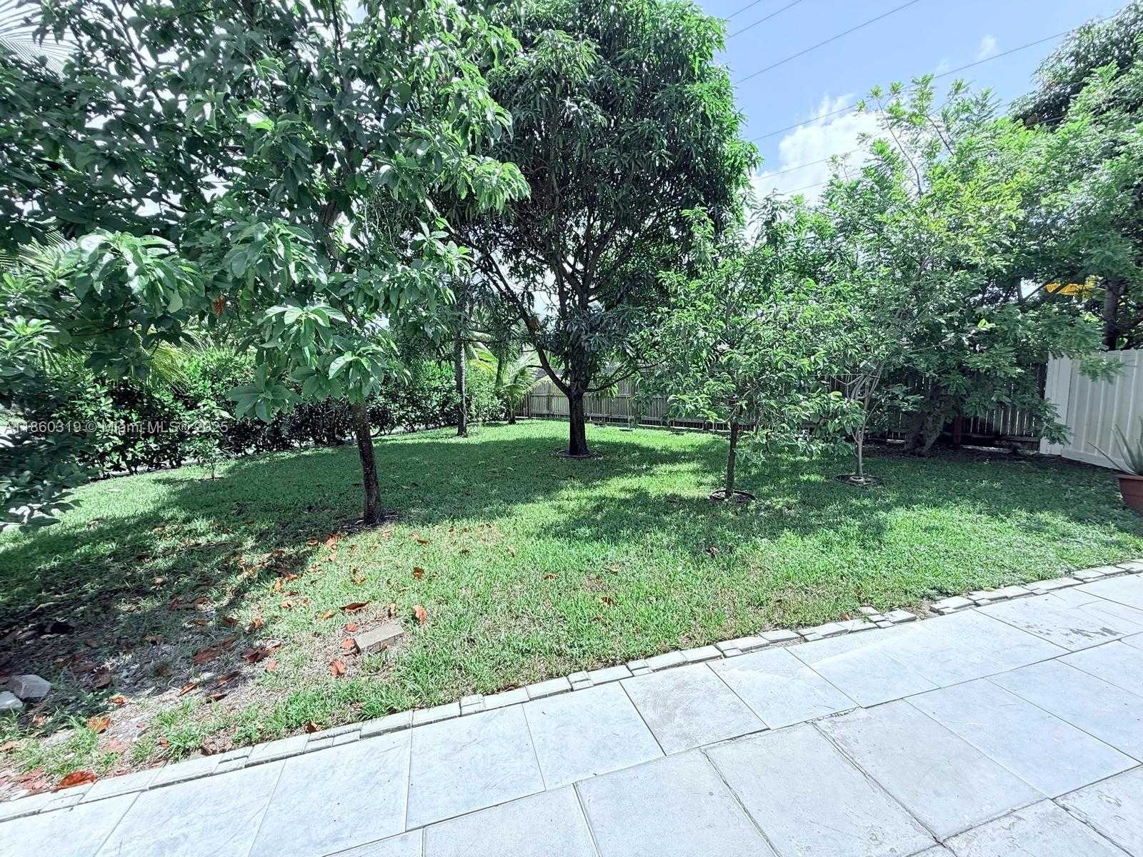 Small Image of 600 NORTH EAST 44TH ST #B, Deerfield Beach Number 11