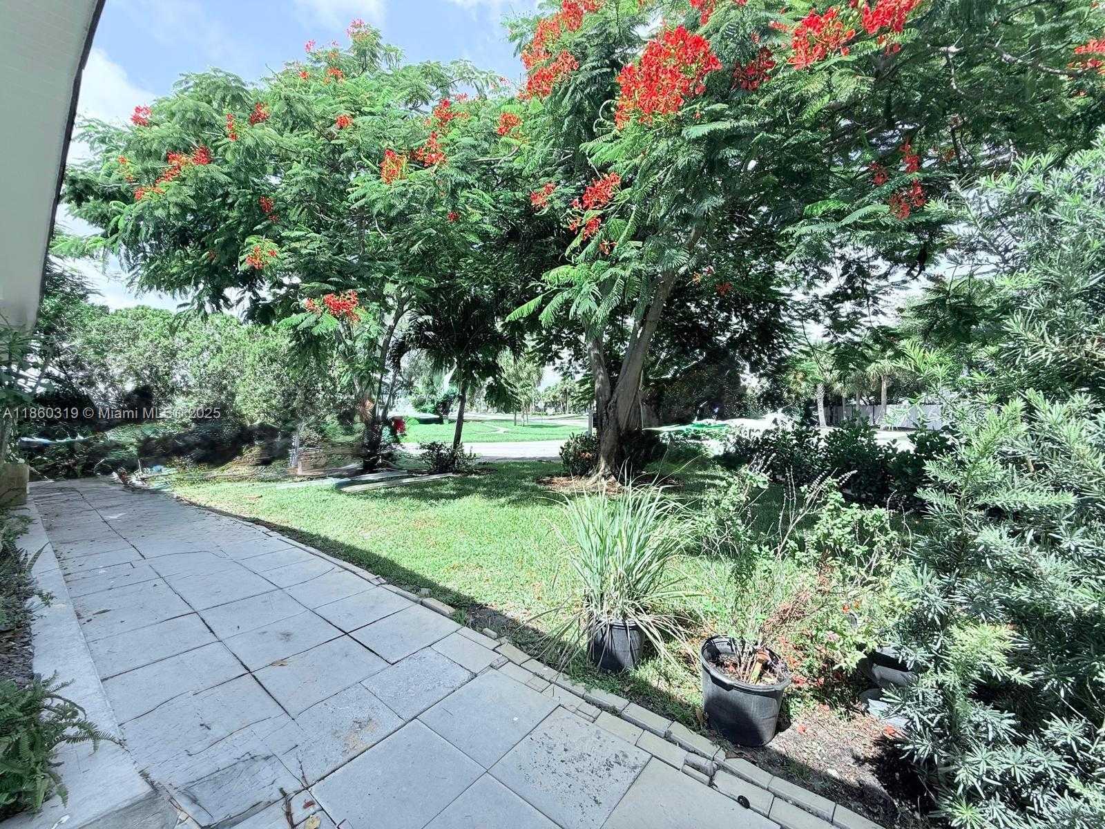Small Image of 600 NORTH EAST 44TH ST #B, Deerfield Beach Number 2