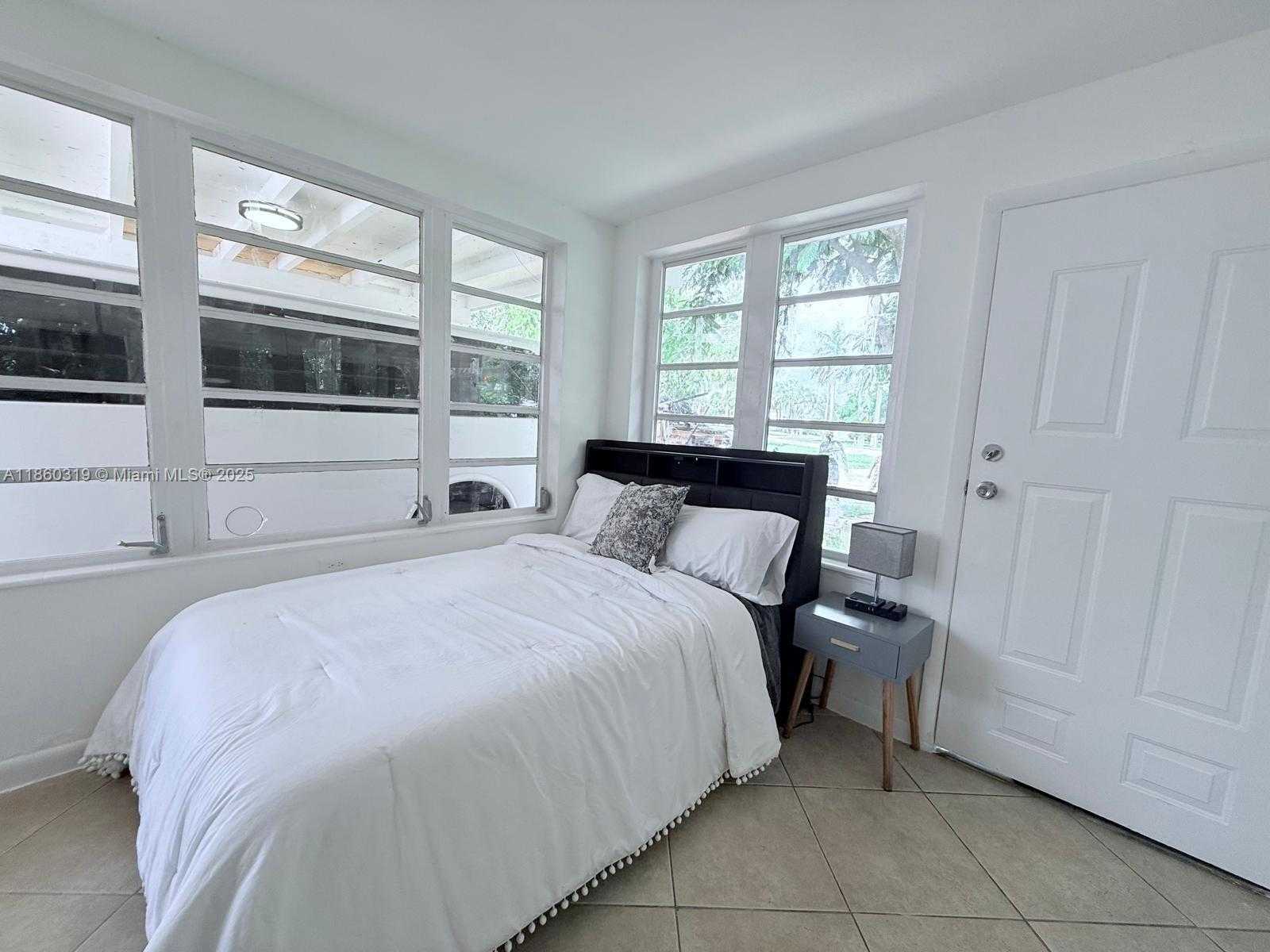 Small Image of 600 NORTH EAST 44TH ST #B, Deerfield Beach Number 5