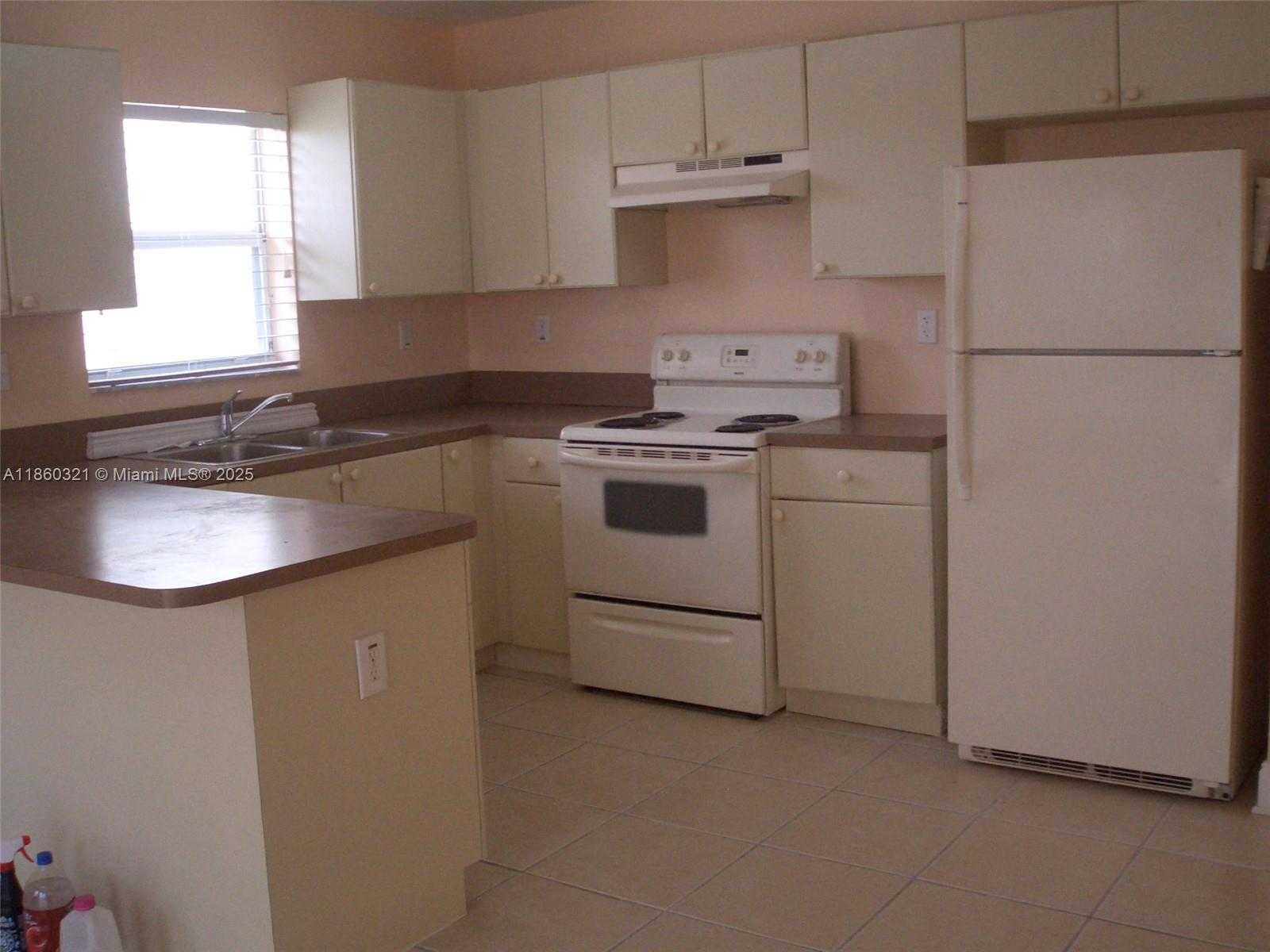 Small Image of 25863 SOUTH WEST 128TH CT, Homestead Number 5