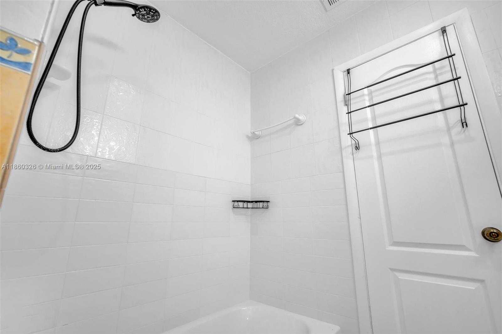 Small Image of 3341 SOUTH WEST 94TH CT, Miami Number 13