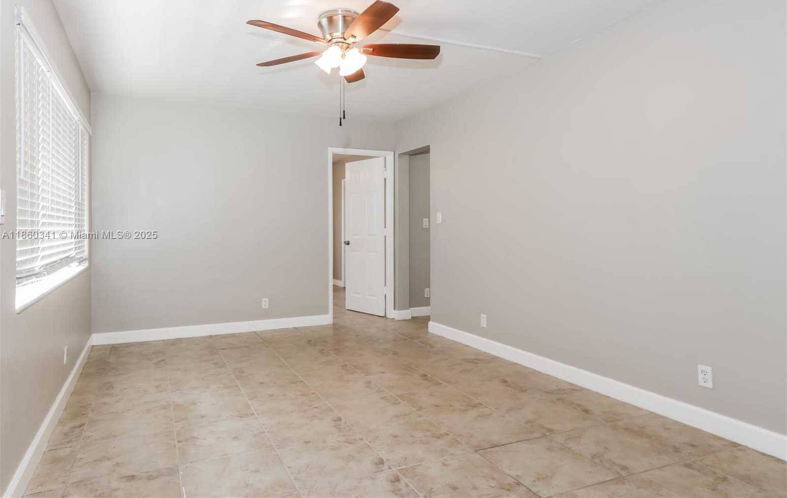 Small Image of 445 NORTH EAST 20TH ST, Boca Raton Number 10