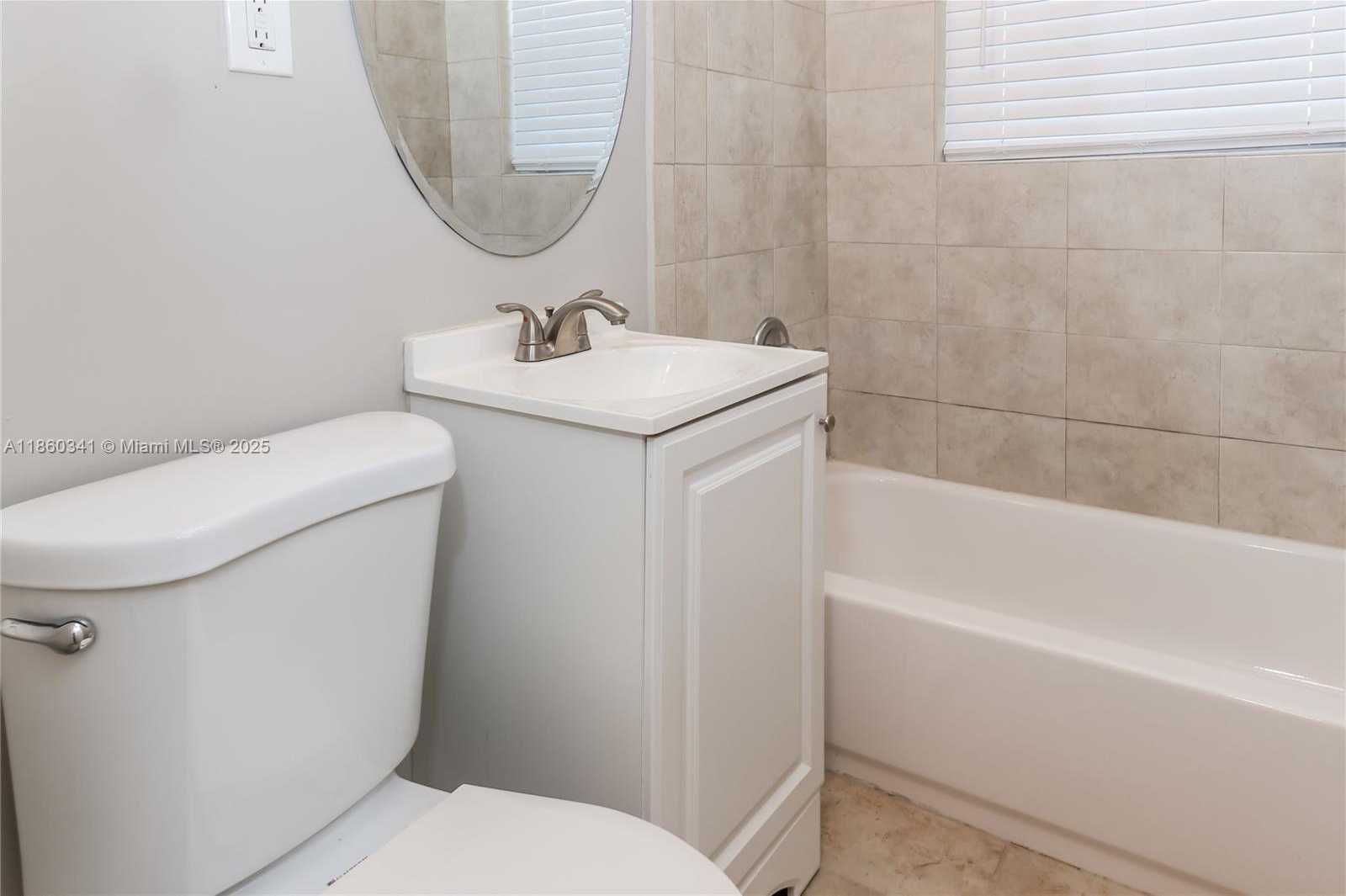 Small Image of 445 NORTH EAST 20TH ST, Boca Raton Number 11