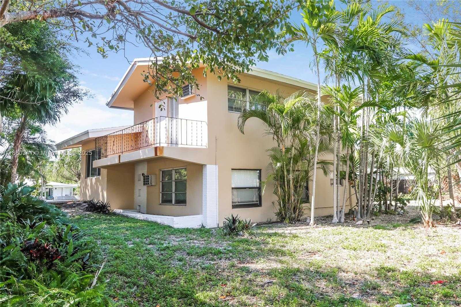 Small Image of 445 NORTH EAST 20TH ST, Boca Raton Number 17