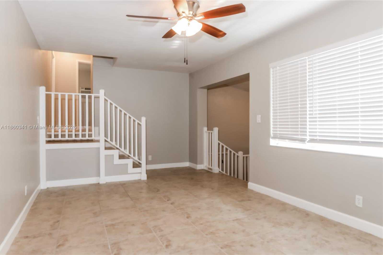 Small Image of 445 NORTH EAST 20TH ST, Boca Raton Number 3