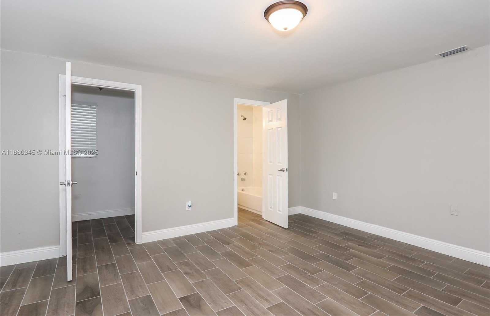 Small Image of 1041 NORTH WEST 136TH ST, Miami Number 10