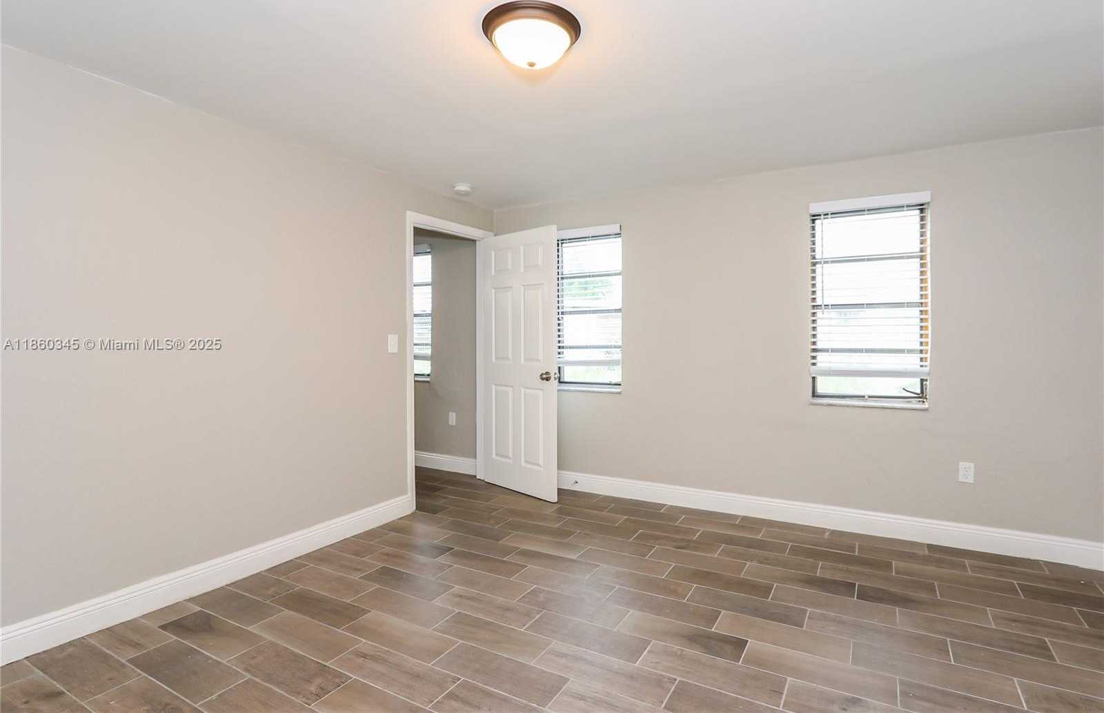 Small Image of 1041 NORTH WEST 136TH ST, Miami Number 11
