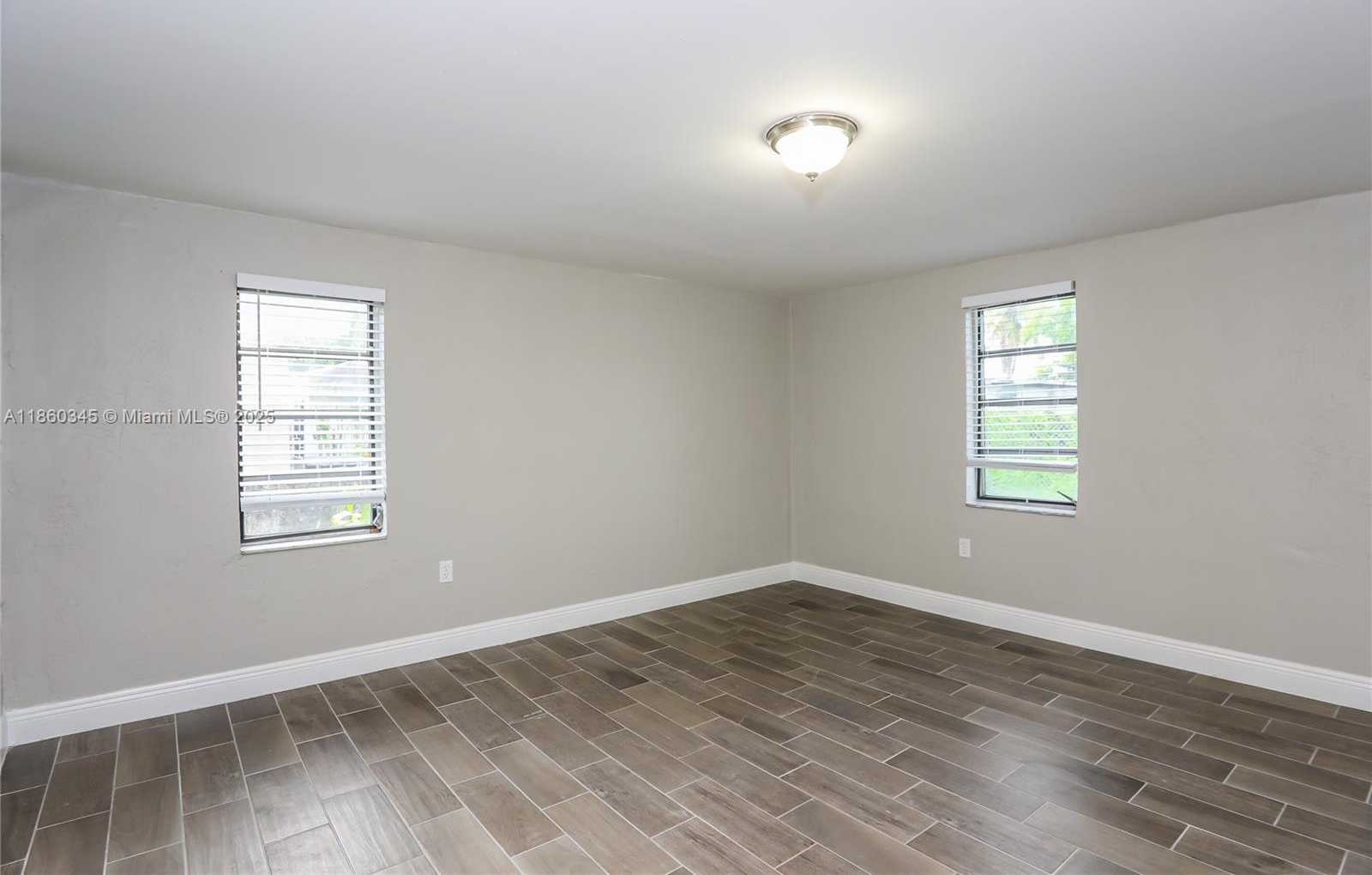 Small Image of 1041 NORTH WEST 136TH ST, Miami Number 5