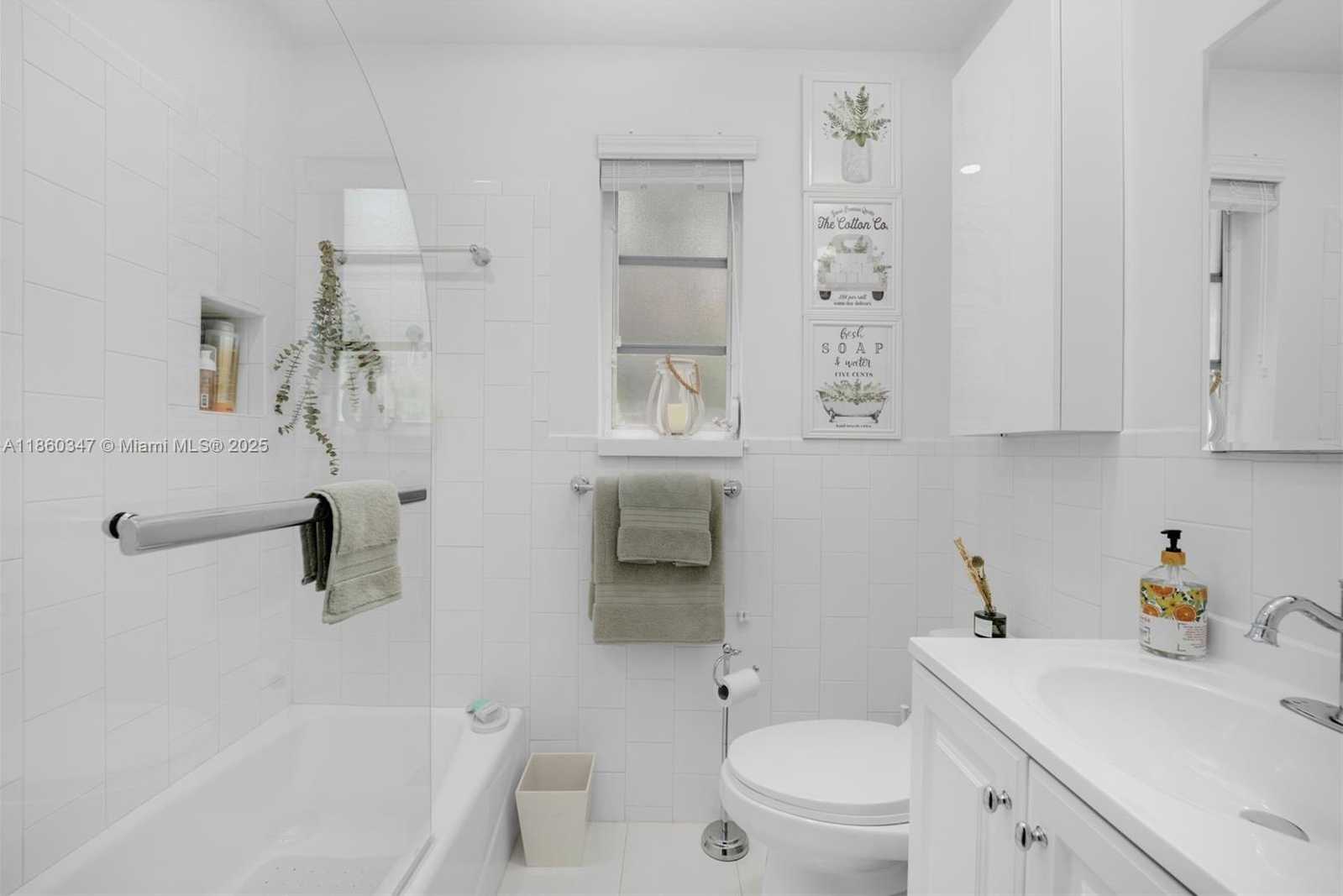 Small Image of 750 ESPANOLA WAY #6, Miami Beach Number 16