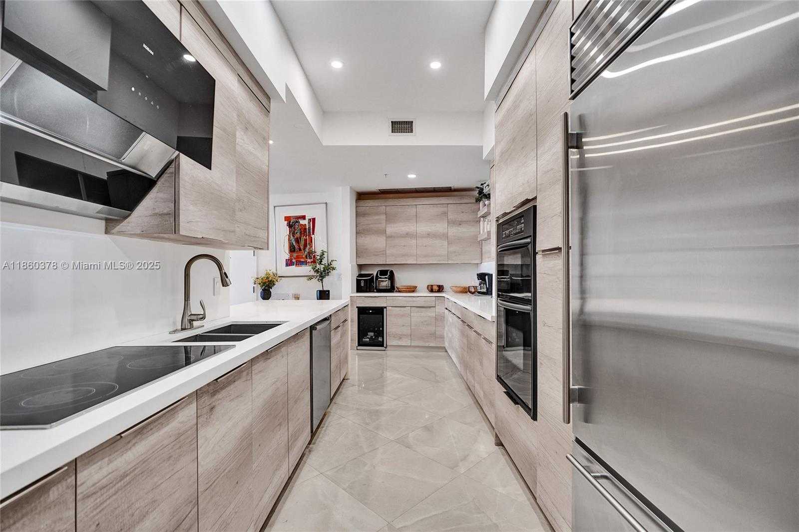 Small Image of 18101 COLLINS AVE #1602, Sunny Isles Beach Number 18