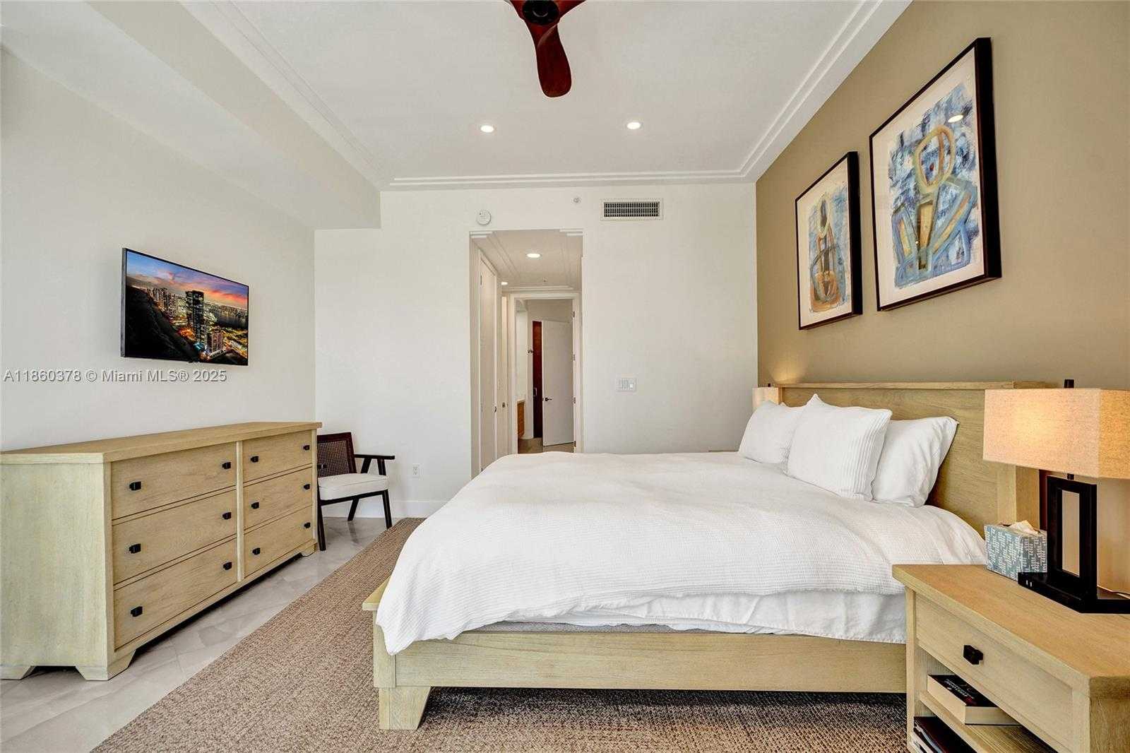 Small Image of 18101 COLLINS AVE #1602, Sunny Isles Beach Number 43