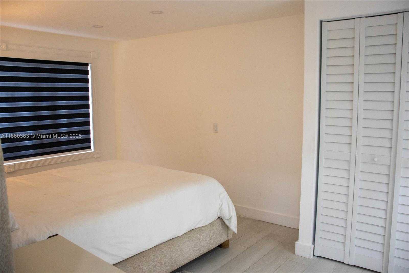 Small Image of 295 NORTH EAST 150TH ST, Miami Number 23