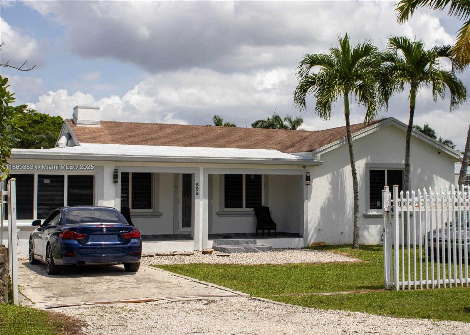 Small Image of 295 NORTH EAST 150TH ST, Miami Number 39
