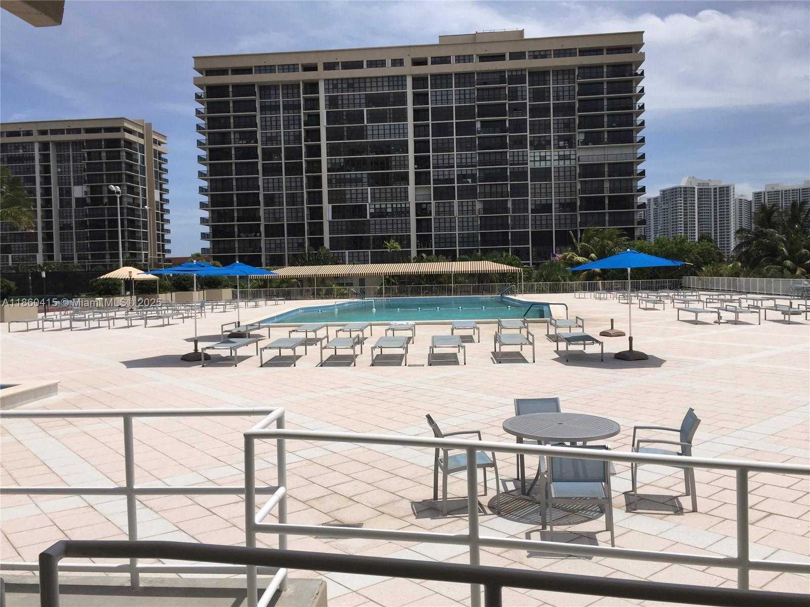 Small Image of 1950 SOUTH OCEAN DR #4B, Hallandale Beach Number 21