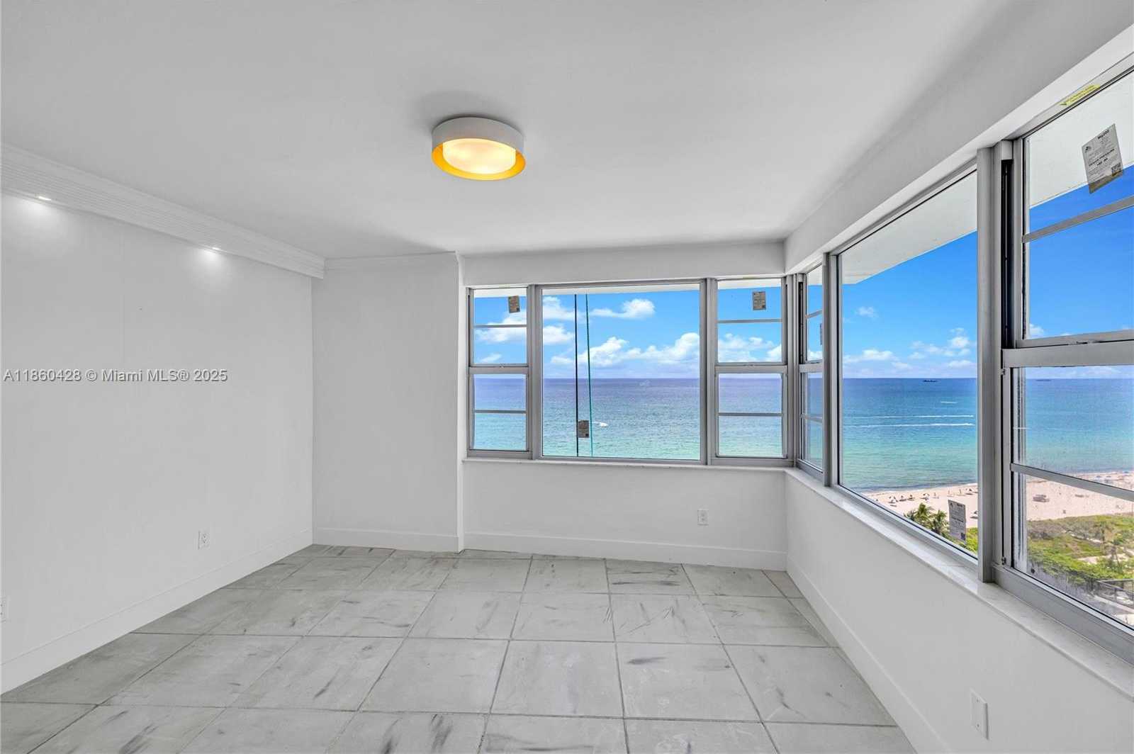 Small Image of 5255 COLLINS AVE #14D, Miami Beach Number 6
