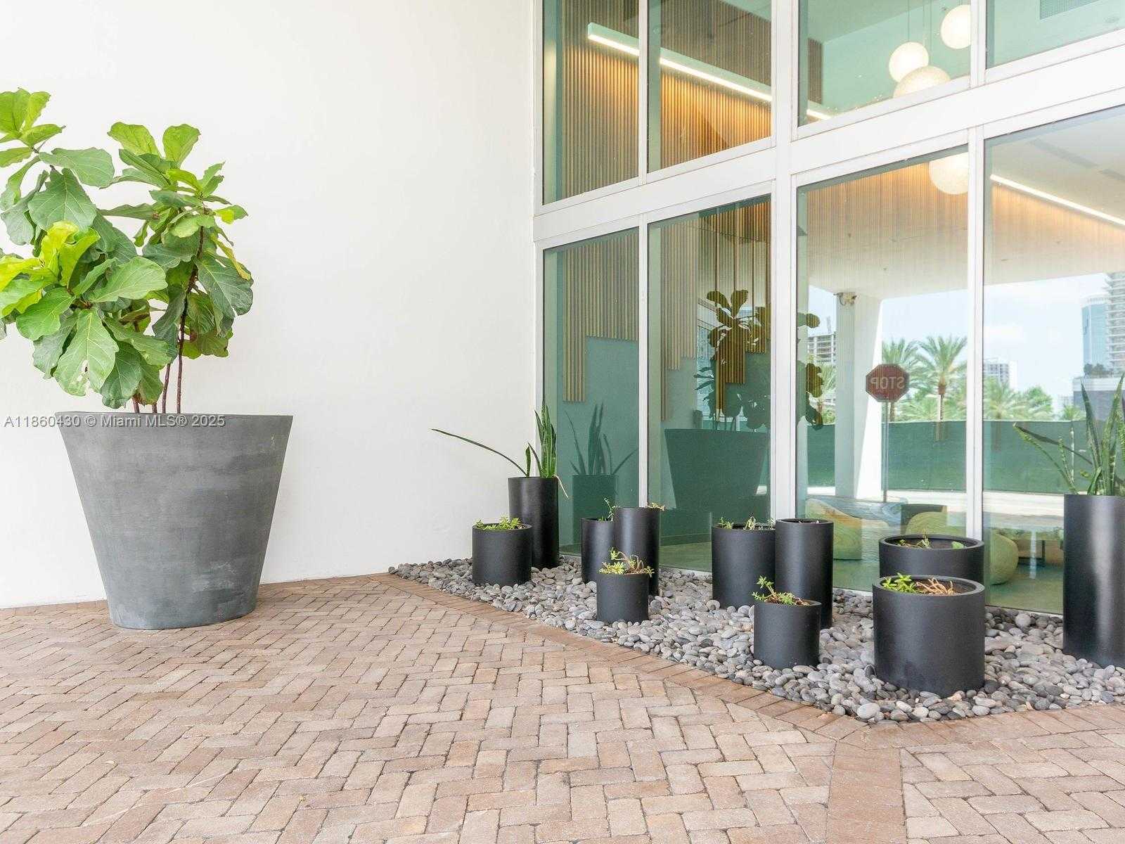 Small Image of 350 SOUTH MIAMI AVE #2214, Miami Number 42