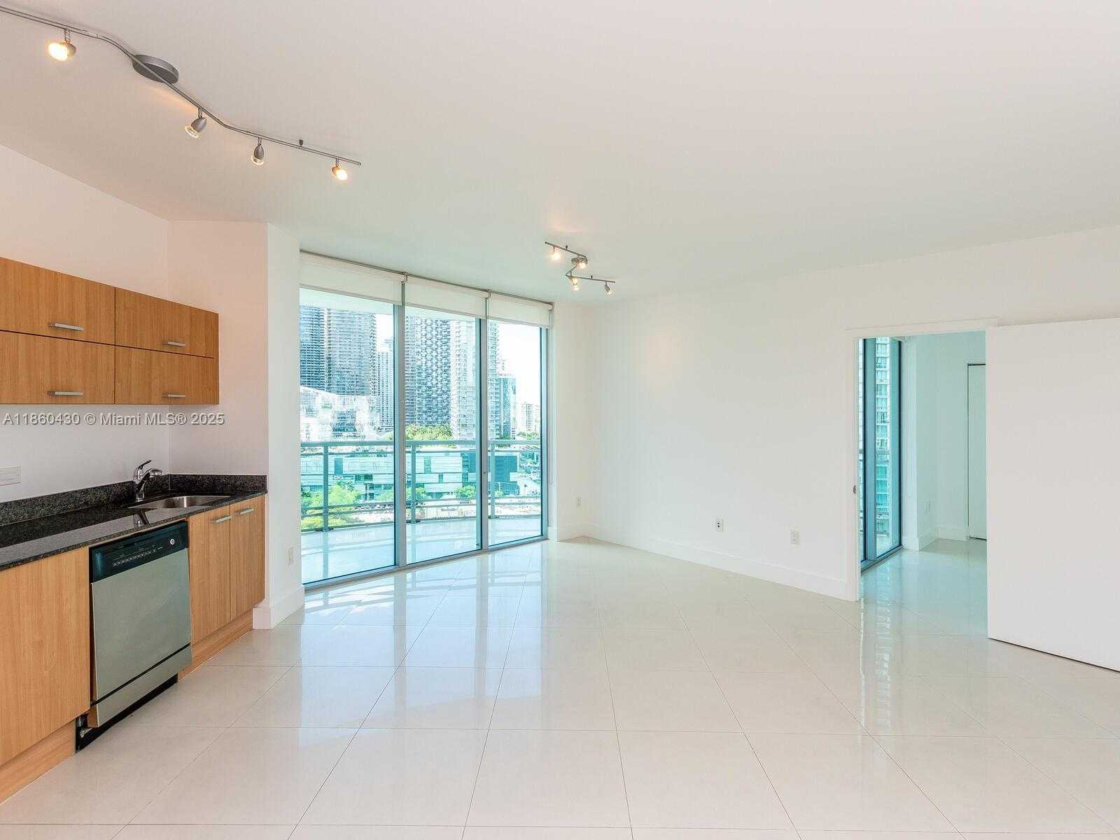 Small Image of 350 SOUTH MIAMI AVE #2214, Miami Number 7