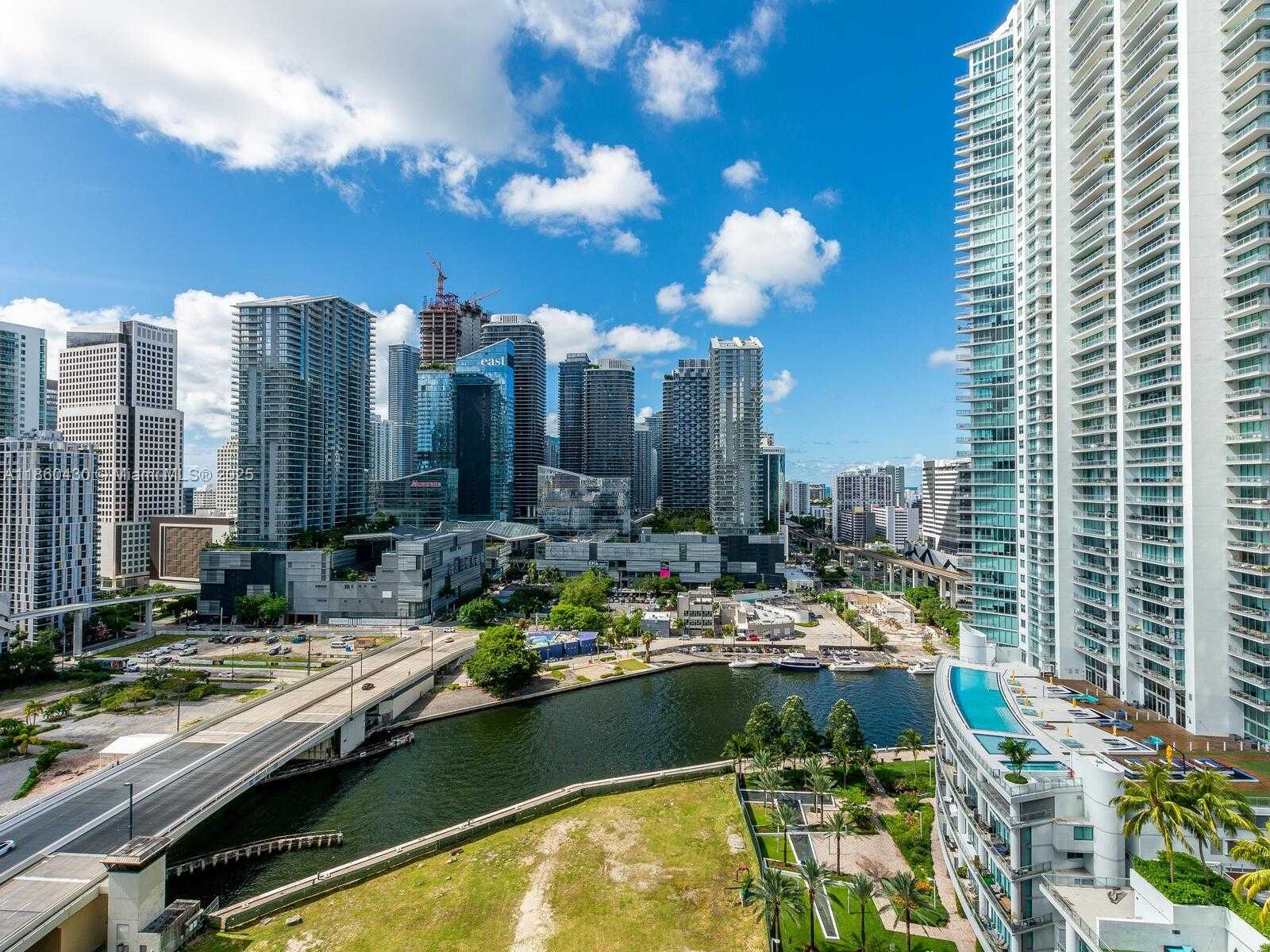Small Image of 350 SOUTH MIAMI AVE #2214, Miami Number 71