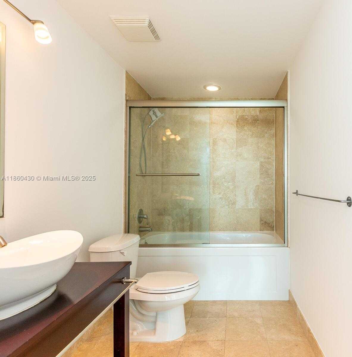 Small Image of 350 SOUTH MIAMI AVE #2214, Miami Number 79