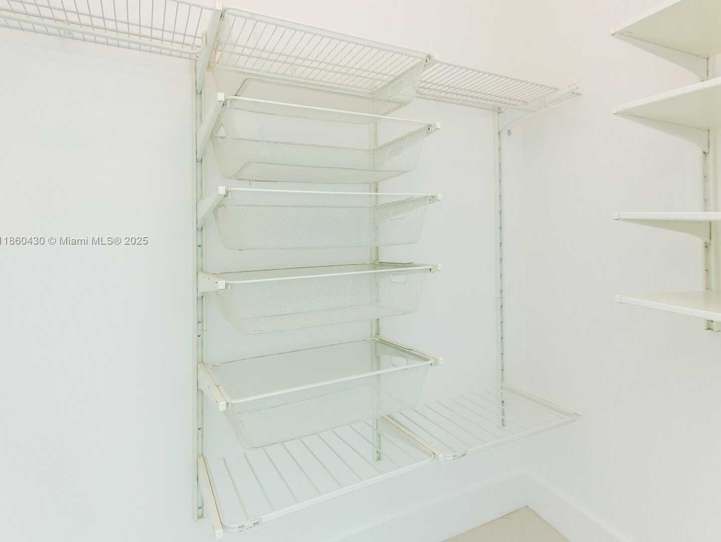 Small Image of 350 SOUTH MIAMI AVE #2214, Miami Number 80