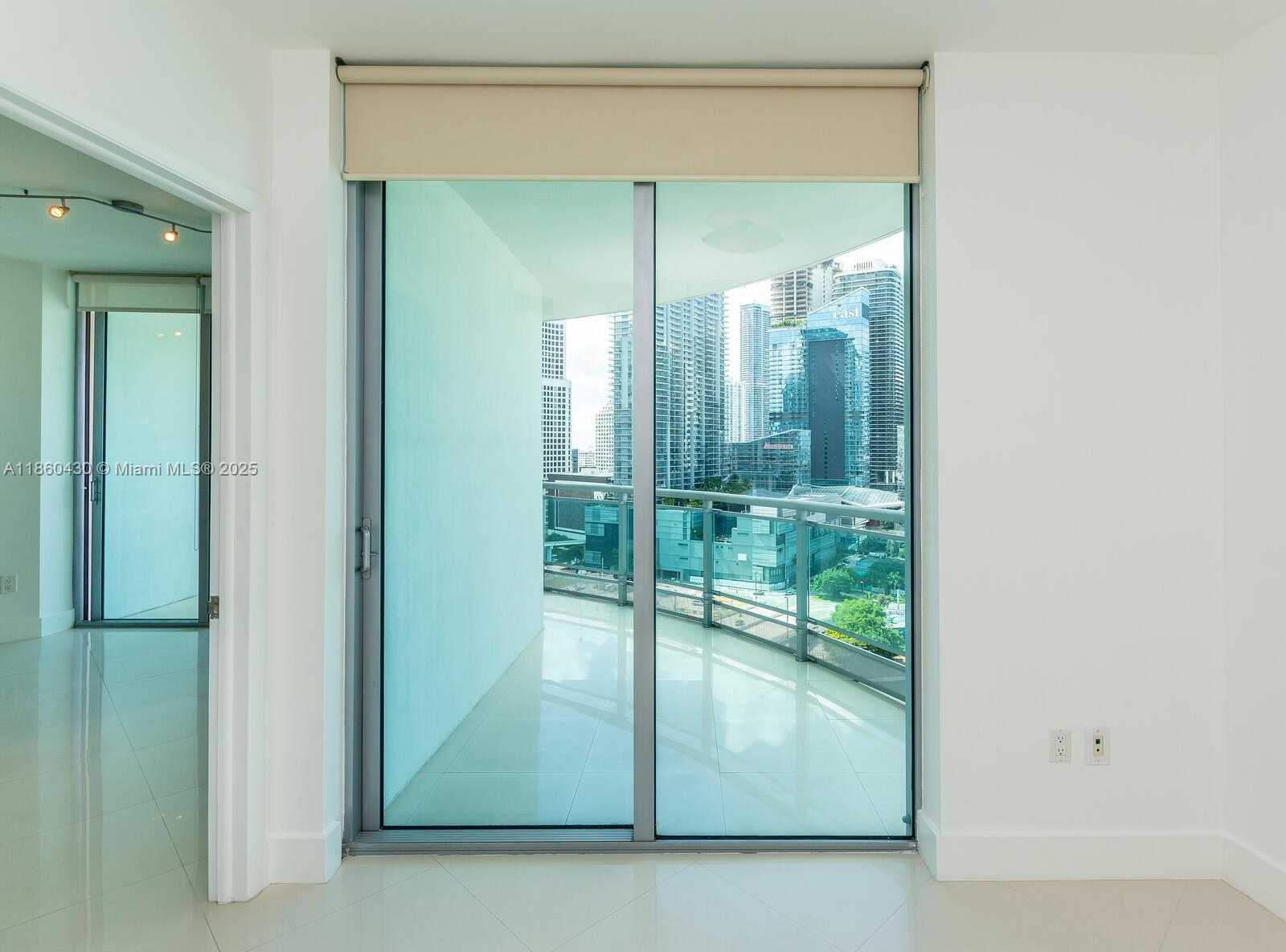 Small Image of 350 SOUTH MIAMI AVE #2214, Miami Number 85