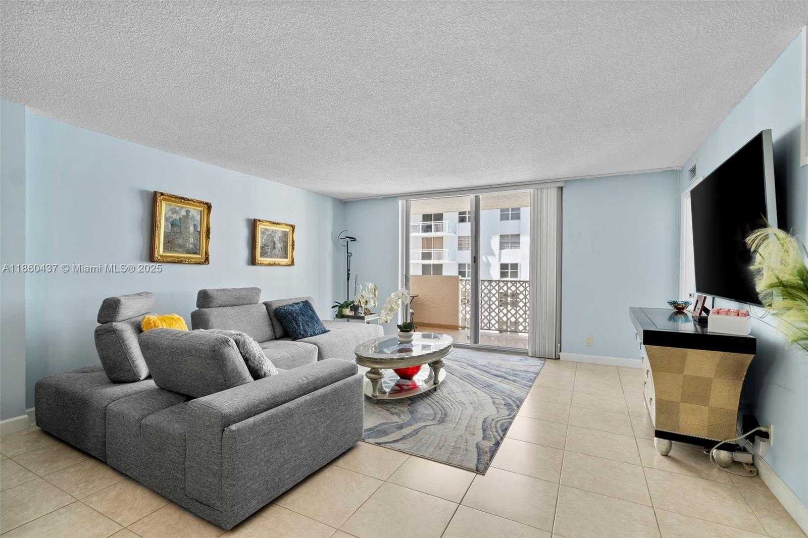 Small Image of 1865 SOUTH OCEAN DR #11D, Hallandale Beach Number 5
