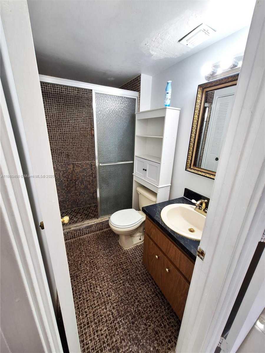 Small Image of 1351 NORTH EAST MIAMI GARDENS DR #1222E, Miami Number 15