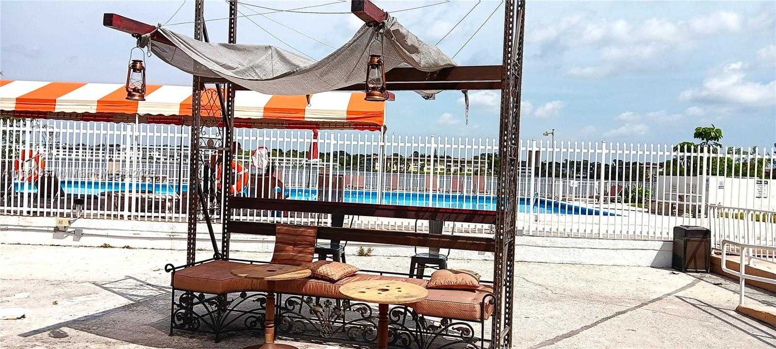Small Image of 1351 NORTH EAST MIAMI GARDENS DR #1222E, Miami Number 24