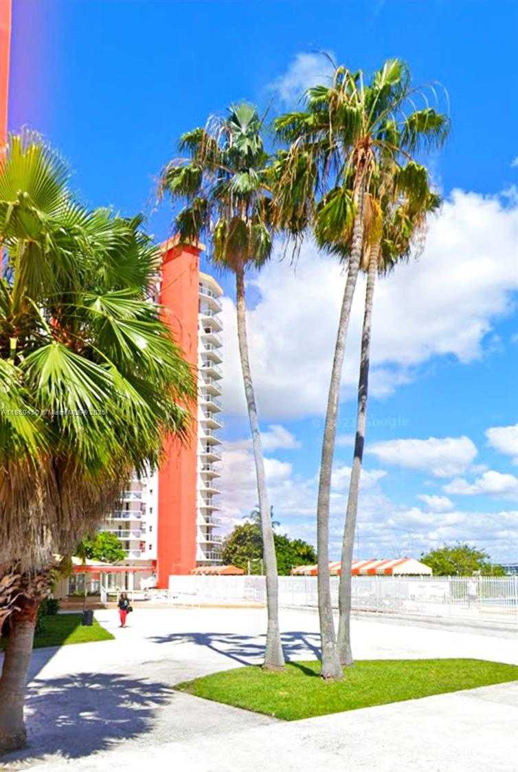 Small Image of 1351 NORTH EAST MIAMI GARDENS DR #1222E, Miami Number 26