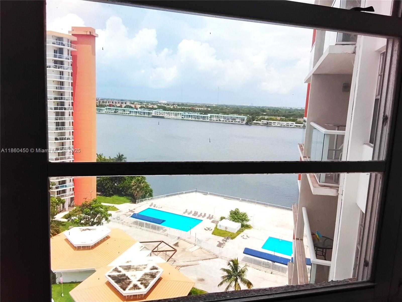 Small Image of 1351 NORTH EAST MIAMI GARDENS DR #1222E, Miami Number 7